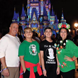 Bencomo Famuly Sq Up